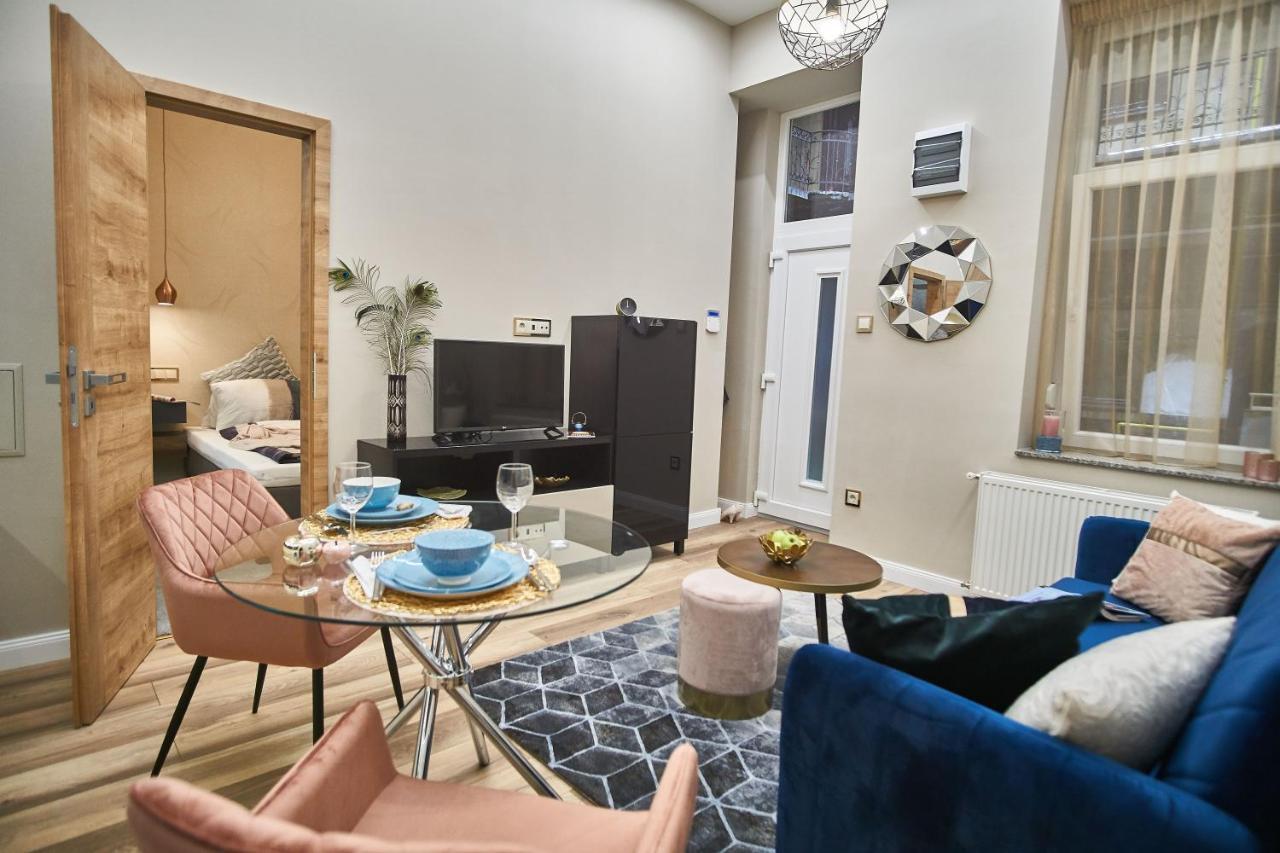 W18 Design Apartments - Budapest Downtown المظهر الخارجي الصورة